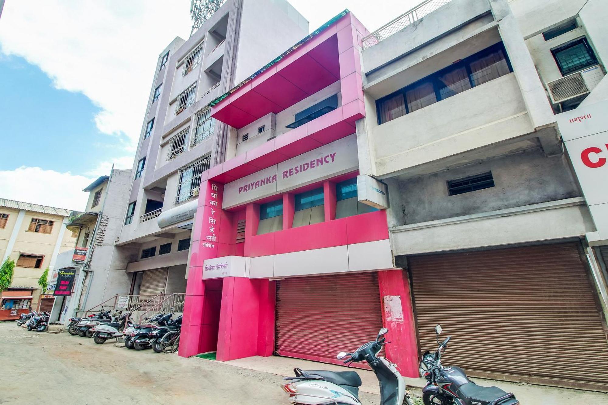 Hotel O Priyanka Residency سولابور المظهر الخارجي الصورة