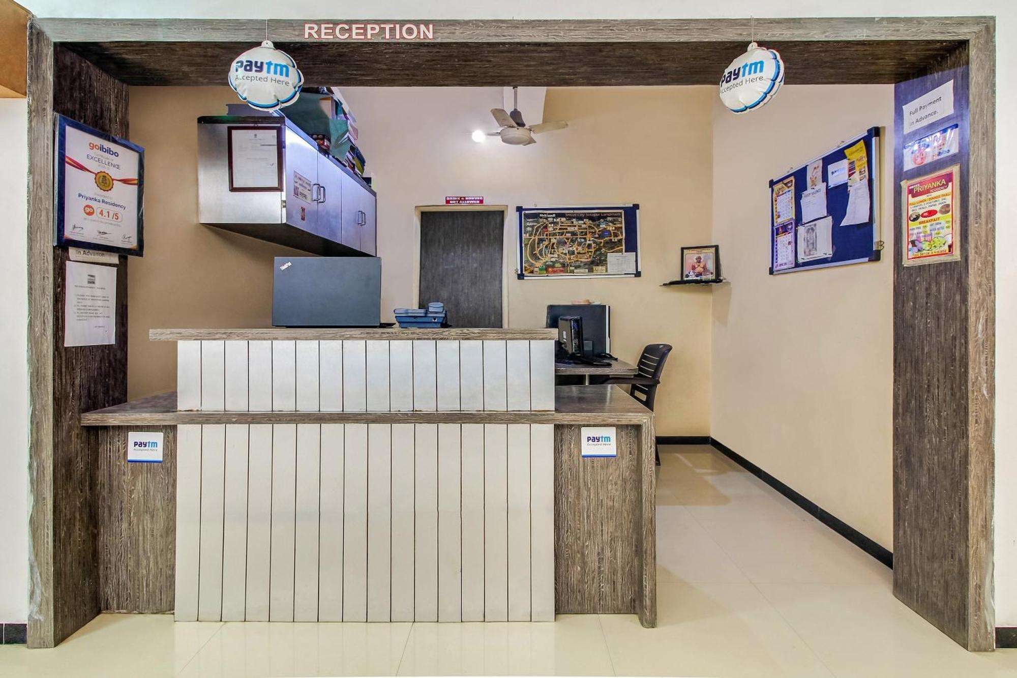 Hotel O Priyanka Residency سولابور المظهر الخارجي الصورة