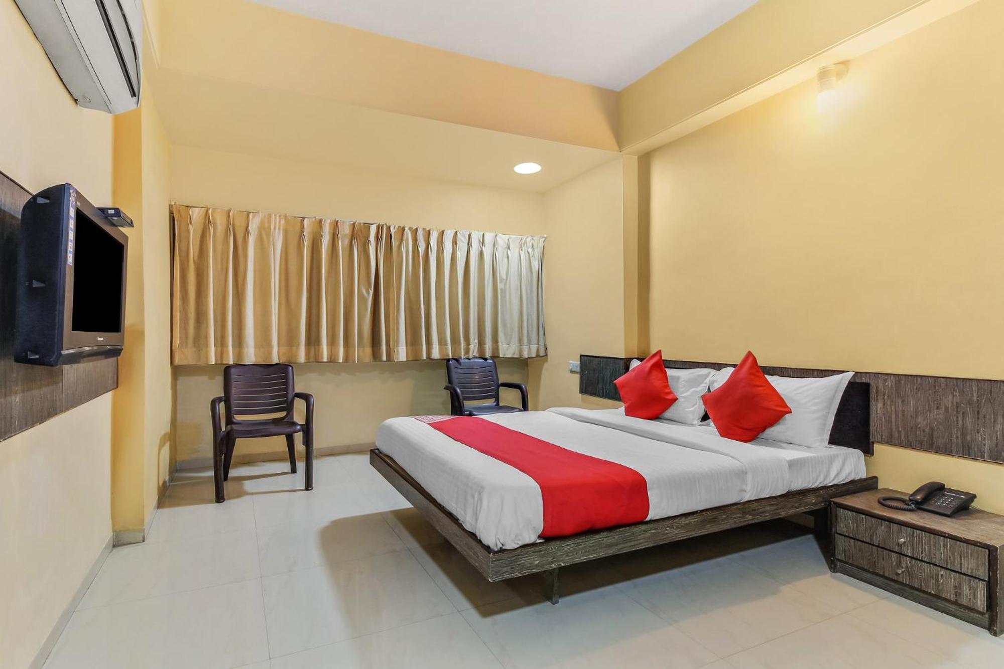 Hotel O Priyanka Residency سولابور المظهر الخارجي الصورة
