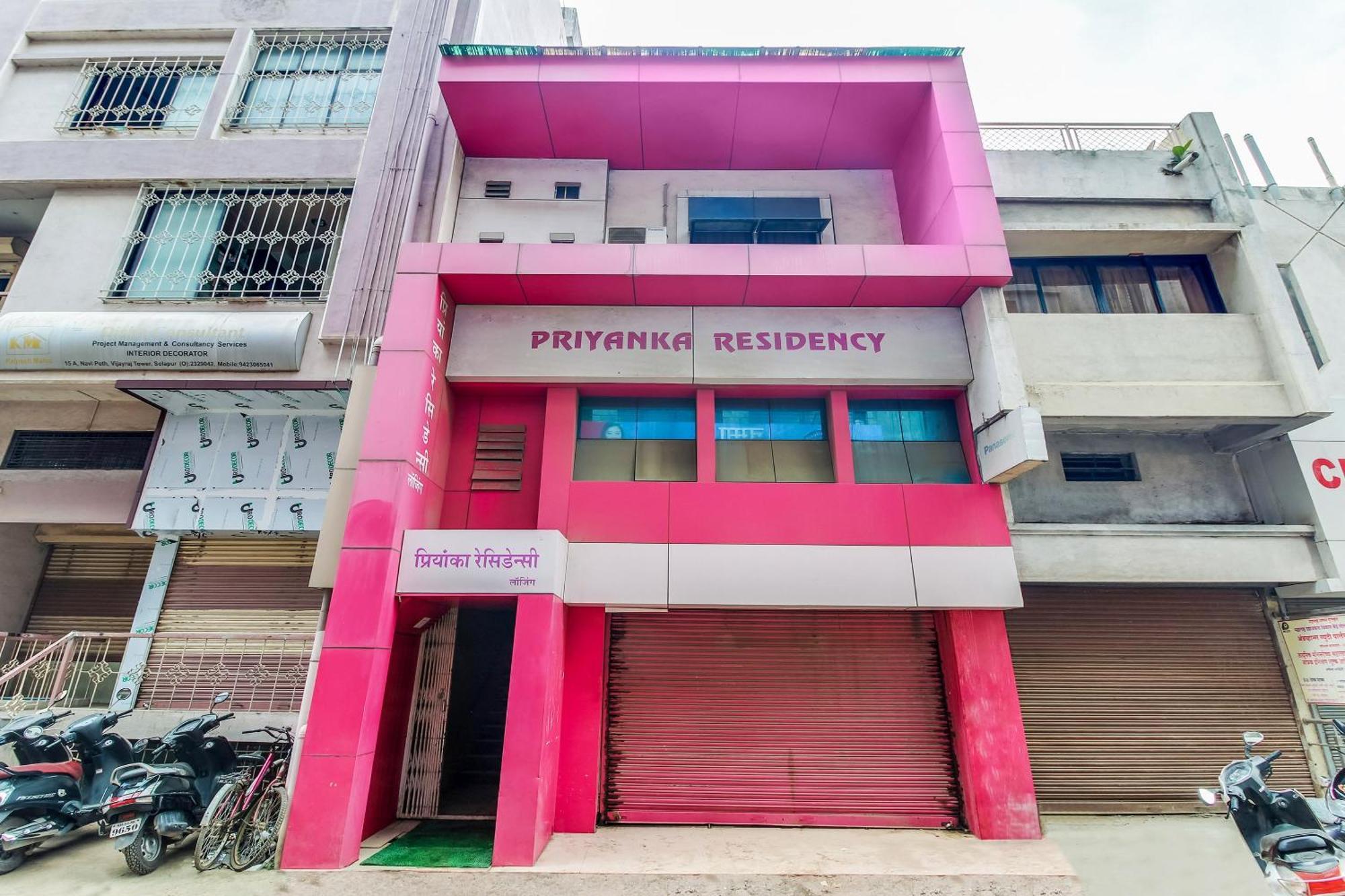 Hotel O Priyanka Residency سولابور المظهر الخارجي الصورة